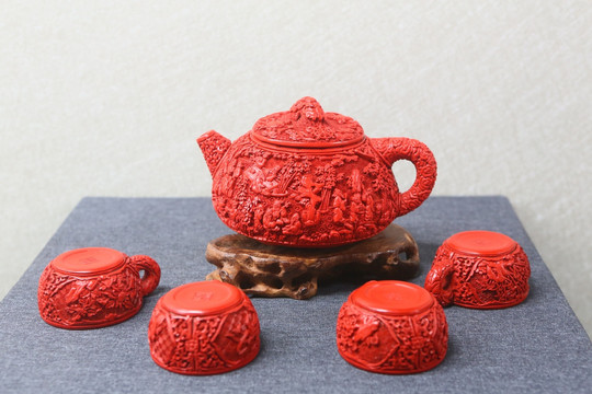 雕漆剔红紫砂胎五件套茶具