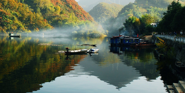 湖光山色