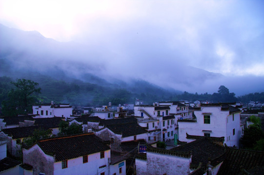 山间小村