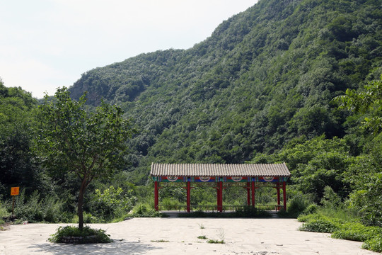 北京聚灵峡灵山古道