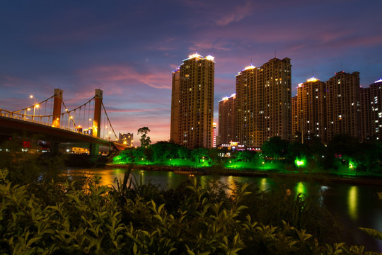 钦州城市夜景 子材大桥