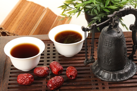 阿胶红枣茶