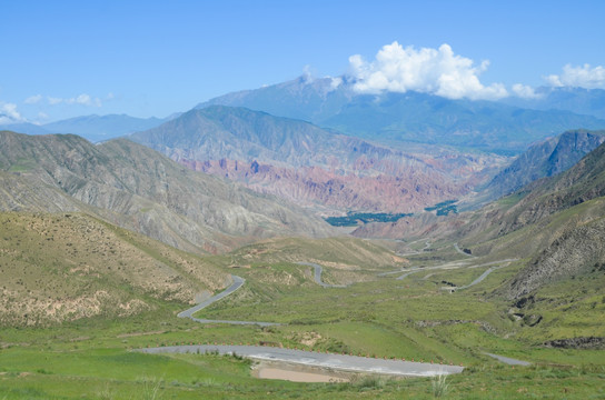 盘山公路 黄河丹霞地貌