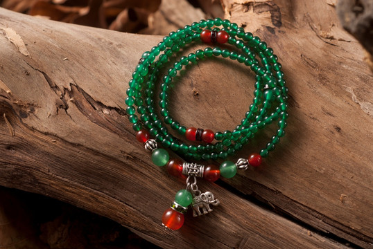 绿玛瑙珠链