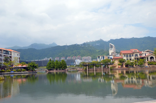 高档小区 高档别墅 别墅 湖景