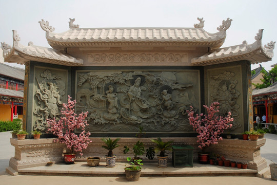 天津挂甲禅寺照壁砖雕