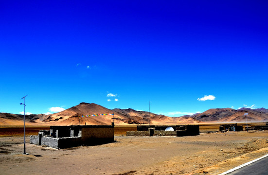 西藏拉藏乡风光