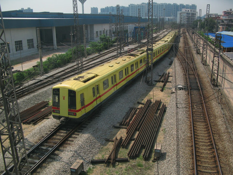 广州地铁安达西门子列车