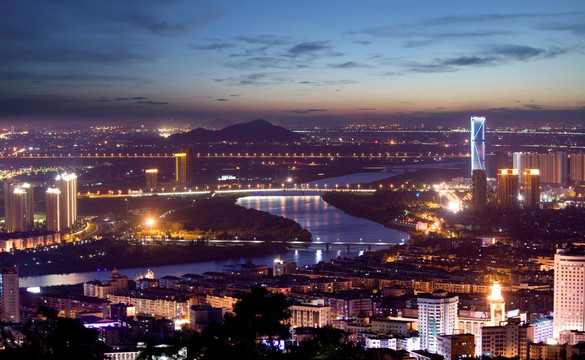 曹娥江夜景 曹娥江与城市