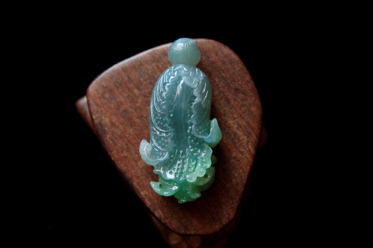 翡翠吊坠