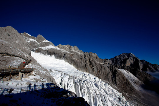 玉龙雪山