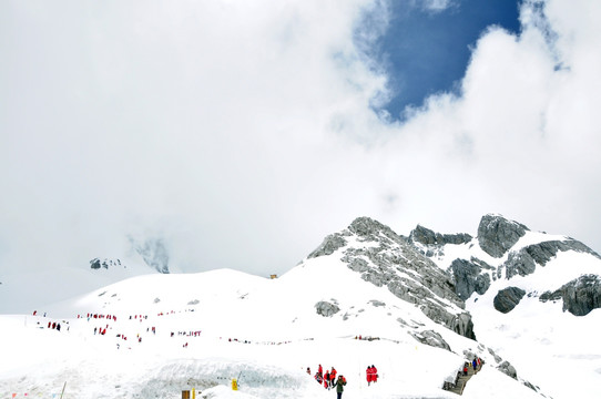雪山