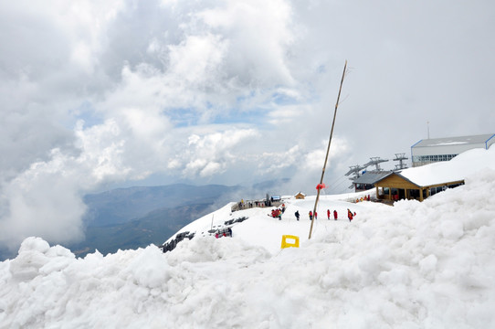 雪山