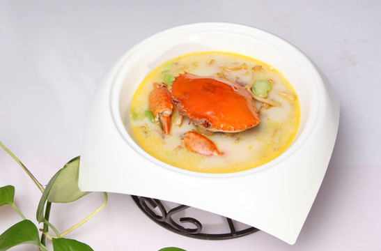豆板山菌烧蟹