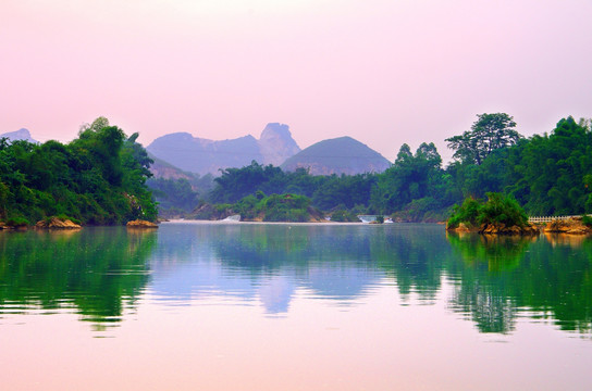 河流 风景