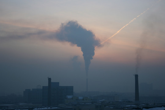 工业废气排放 大气污染
