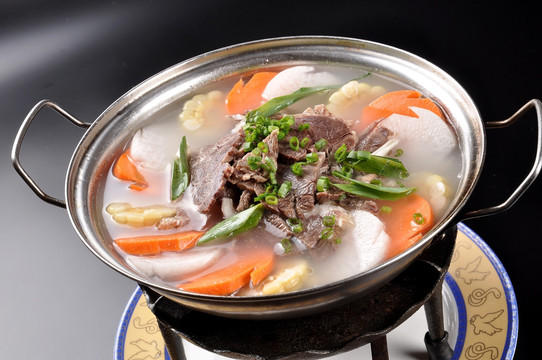 锅仔杂粮羊肉