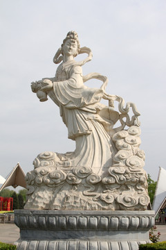 仙女雕像