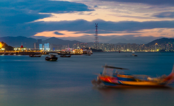 滨海城市