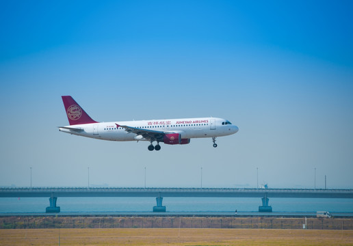 吉祥航空 民航飞机 降落