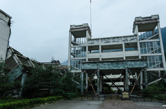 汶川地震遗址 漩口中学遗址