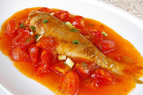 番茄煮红三鱼