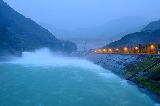 都江堰紫坪铺夜景