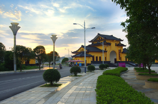 广西师范大学