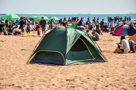 沙滩帐篷