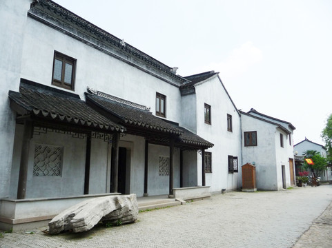 山塘