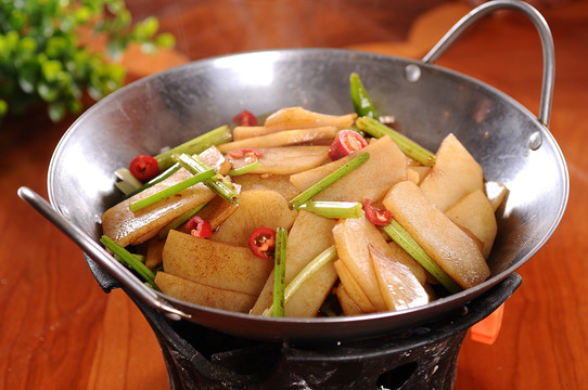 干锅土豆片