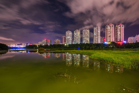 深圳洪湖公园夜景