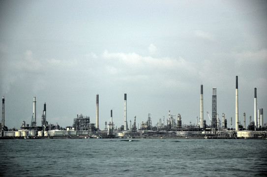 炼油厂 新加坡外岛