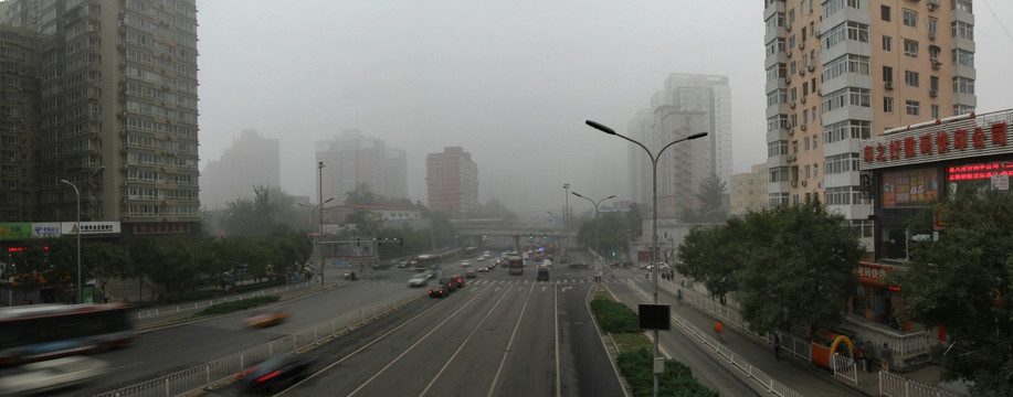 雾霾天宽屏