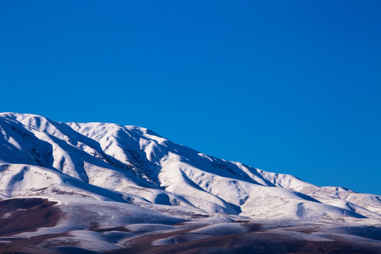 雪山 天山 山脉