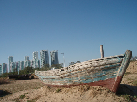 沙滩木船