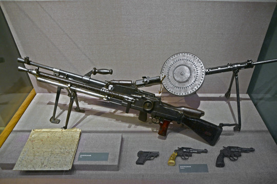 游击队使用的武器