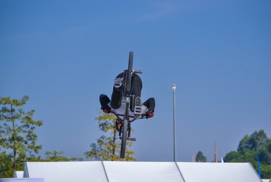 自行车 单车 特技表演 极限赛