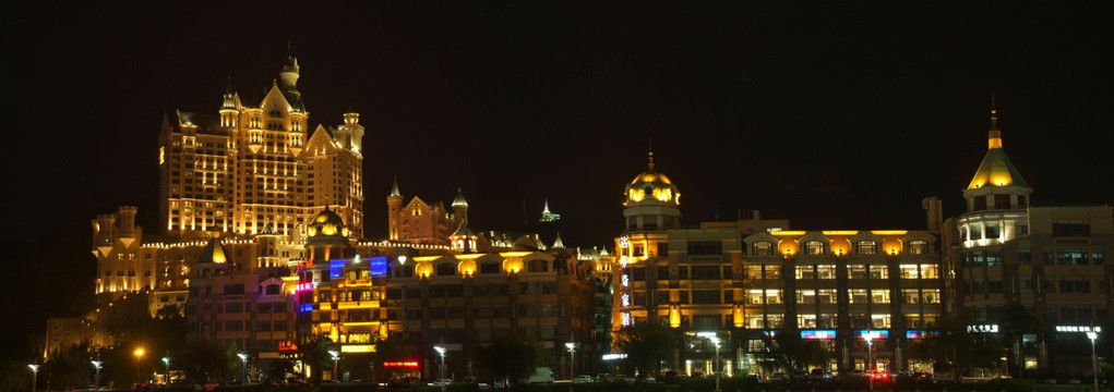大连星海国宝夜景特写