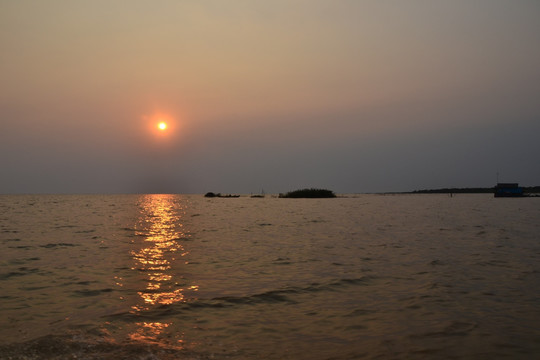 洞里萨湖日落