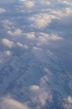 航拍天山