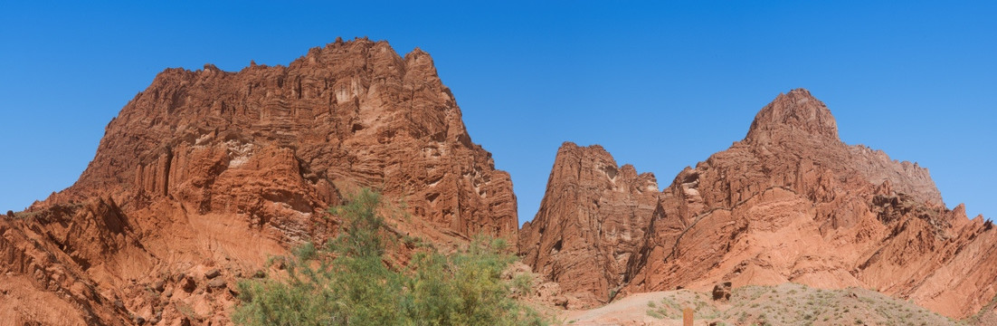 天山神秘大峡谷