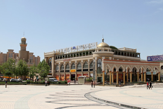喀什艾提尕尔广场