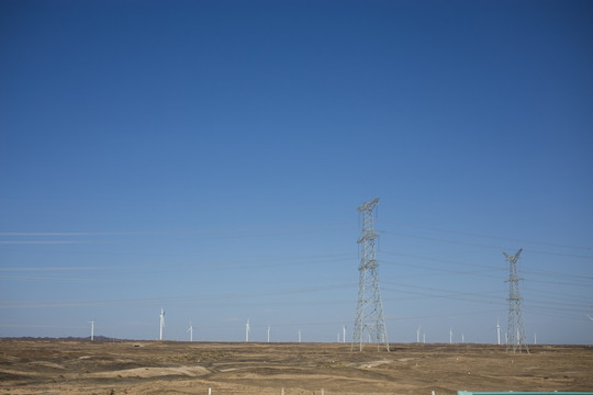 吐鲁番风电场 绿色能源 高压塔