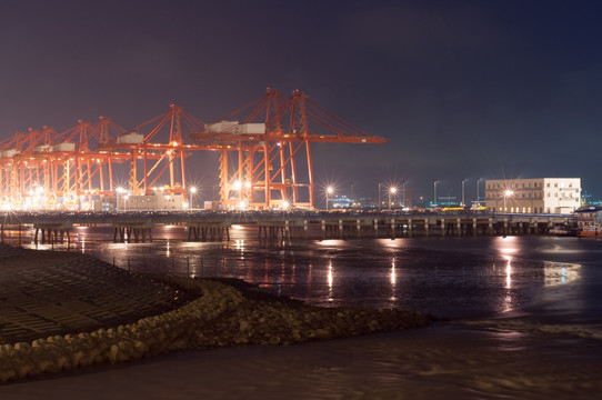 物流港口夜景