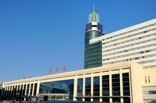 济南火车站综合楼