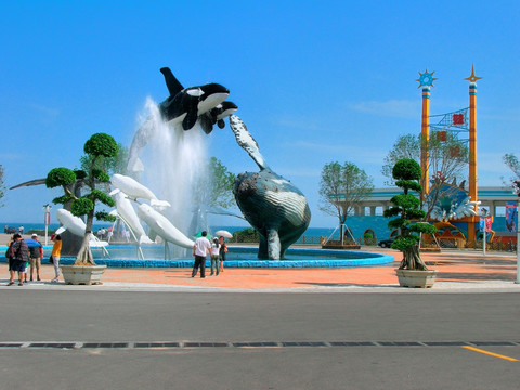 青岛极地海洋世界主题雕塑喷泉