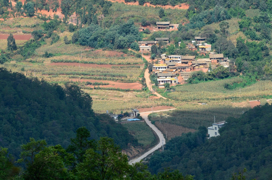 小山村