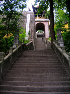 安徽九华山地藏禅寺月身宝殿山门