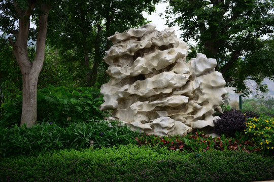 大型珊瑚太湖石雕